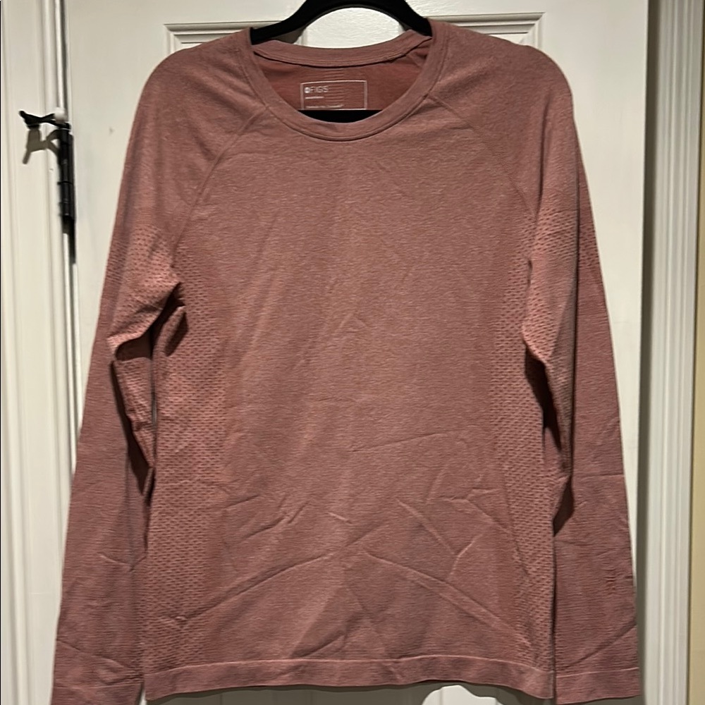 FIGS ladies long sleeve under scrub XL- Mauve
Like new
